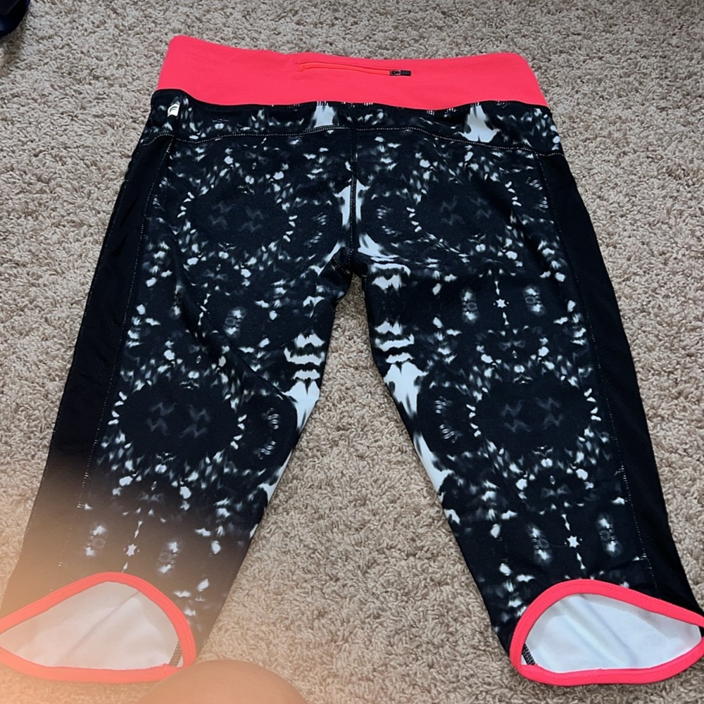 Fabletics Workout Set. - image 6